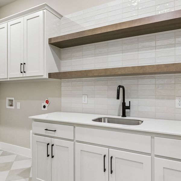 Close-up of interior finishes inside a home in Mosaic – 70′ Lots, Prosper (Image 22).