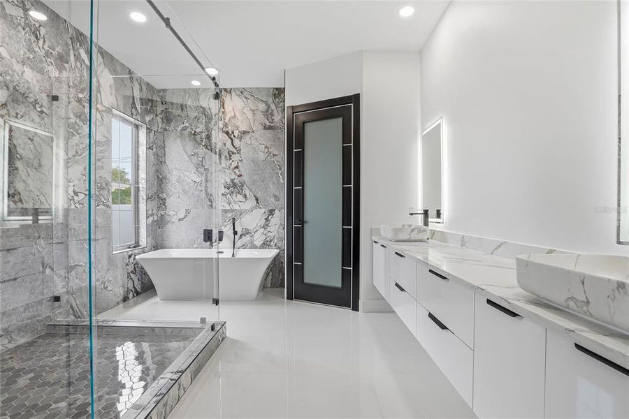 Furnished interior view inside a new home in , Tampa (Image 39).