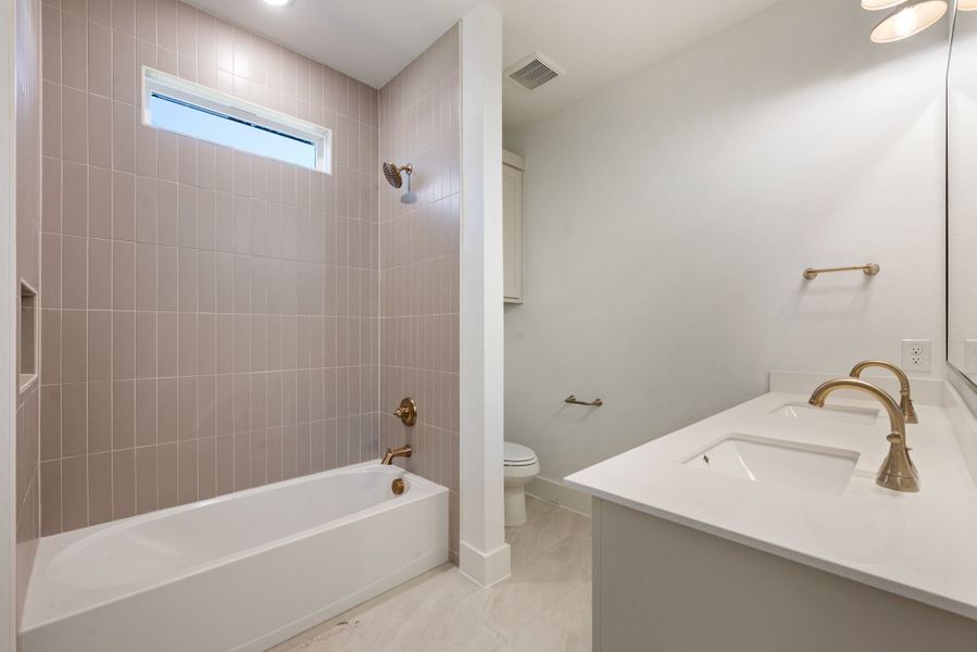 Furnished interior view inside a new home in NorthGlen, Haslet (Image 19).