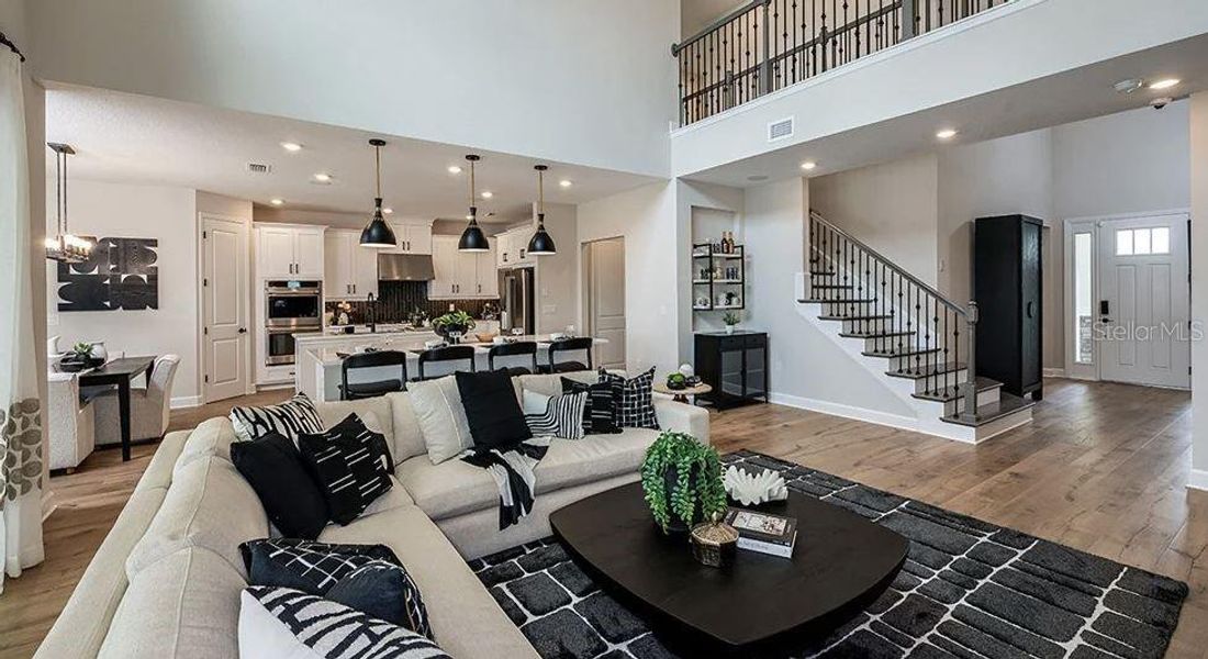 REPRESENTATIVE PHOTOS REPRESENTATIVE PHOTOS