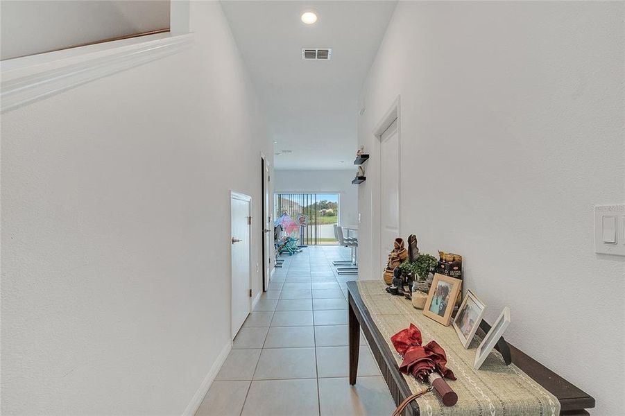 Furnished interior view inside a new home in , Kissimmee (Image 5).