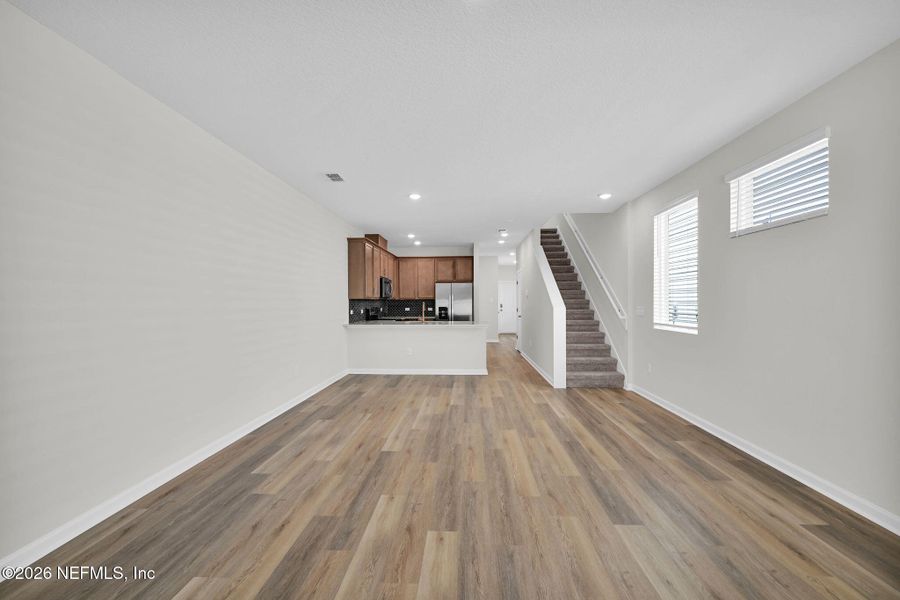 Spacious, unfurnished interior of a new home in Baxley Villas, Middleburg (Image 14).