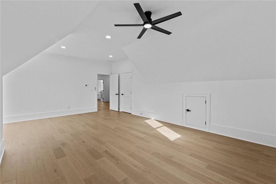 Spacious, unfurnished interior of a new home in , Bethlehem (Image 57).