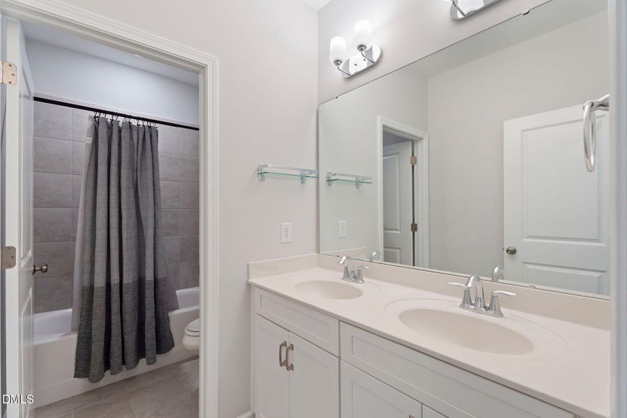 29-web-or-mls-DSC06913 29-web-or-mls-DSC06913