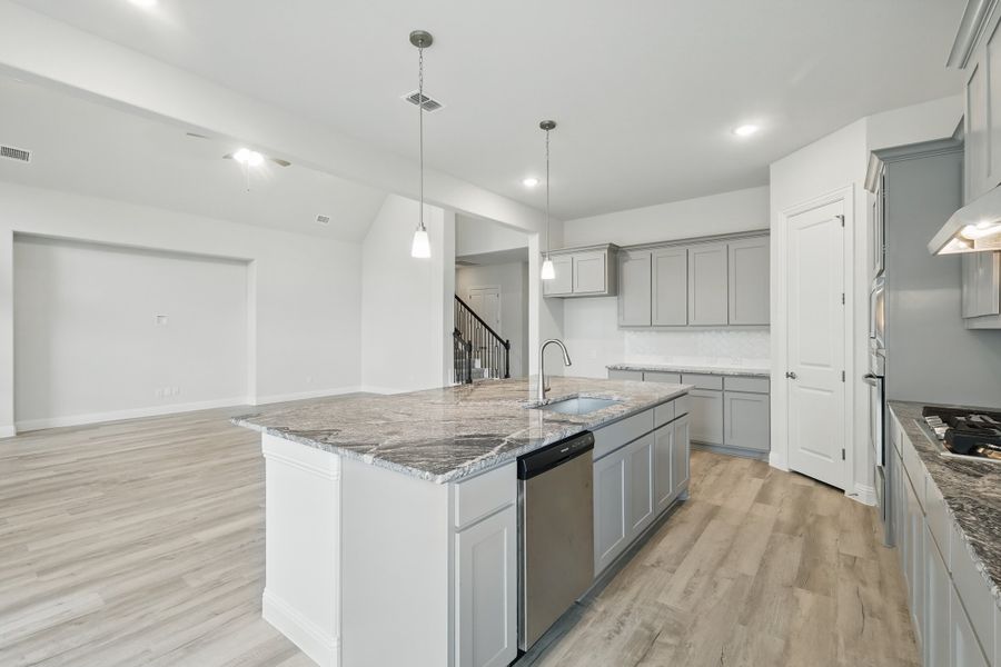 Representative furnished interior of a home built from the Classic Series - Princeton by DRB Homes in Oaks at San Gabriel, Georgetown (Image 14). Representative furnished interior of a home built from the Classic Series - Princeton by DRB Homes in Oaks at San Gabriel, Georgetown (Image 14).