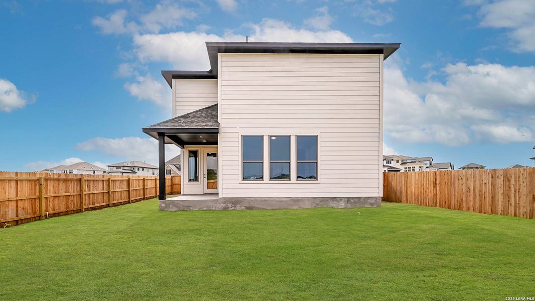 Exterior details and patio area of a home in The Parklands, Schertz (Image 22).