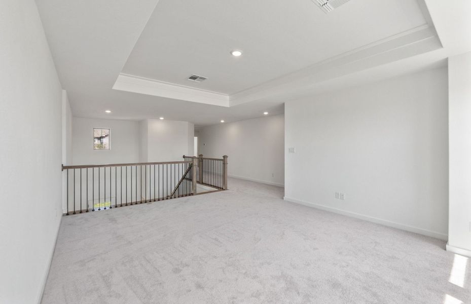 Spacious, unfurnished interior of a new home in Wolf Ranch, Georgetown (Image 16).