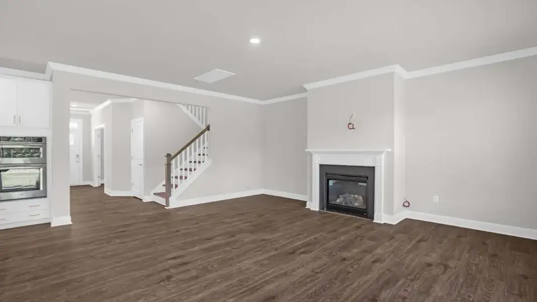 Spacious, unfurnished interior of a new home in The Estates Park, Apex (Image 24).