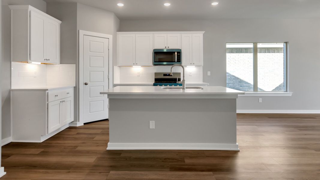 Furnished interior view inside a new home in Overlook West, Wolfforth (Image 6).