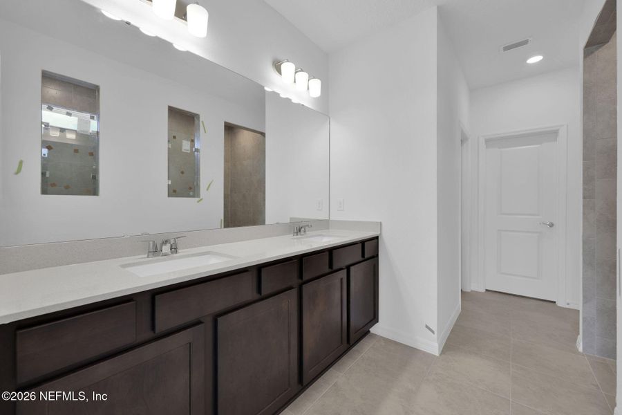 Furnished interior view inside a new home in Hyland Trail, Green Cove Springs (Image 9). Furnished interior view inside a new home in Hyland Trail, Green Cove Springs (Image 9).