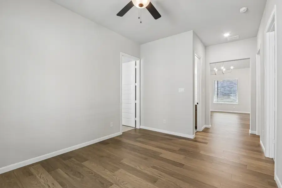 Spacious, unfurnished interior of a new home in Ribbonwood, Aubrey (Image 19).