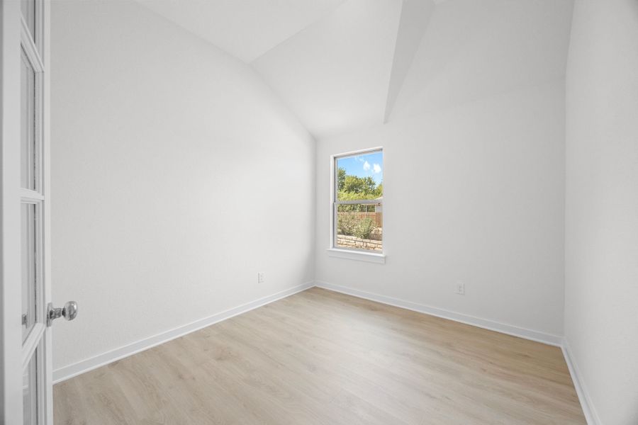 Spacious, unfurnished interior of a new home in Prairie Winds, Hutto (Image 31).