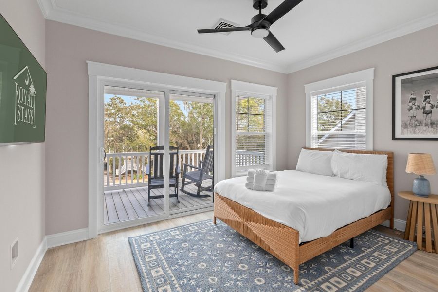 Furnished interior view inside a new home in , Edisto Island (Image 15).