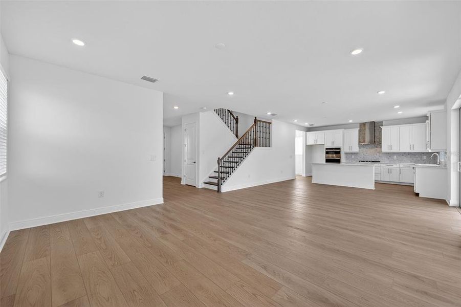 Spacious, unfurnished interior of a new home in Hawkstone, Sarasota (Image 42).