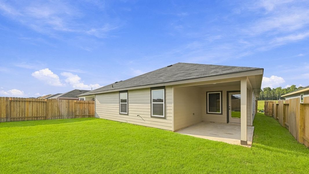 Exterior details and patio area of a home in Mill Creek, Magnolia (Image 23).