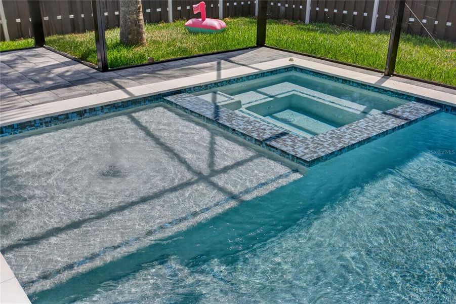 Community amenities in , Cape Coral (Image 38).