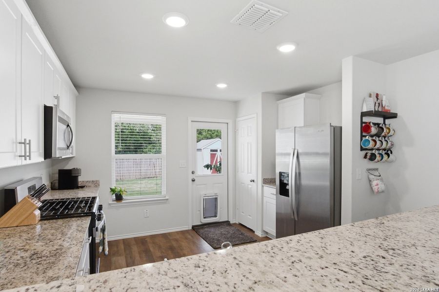 Furnished interior view inside a new home in Davis Ranch, San Antonio (Image 11).