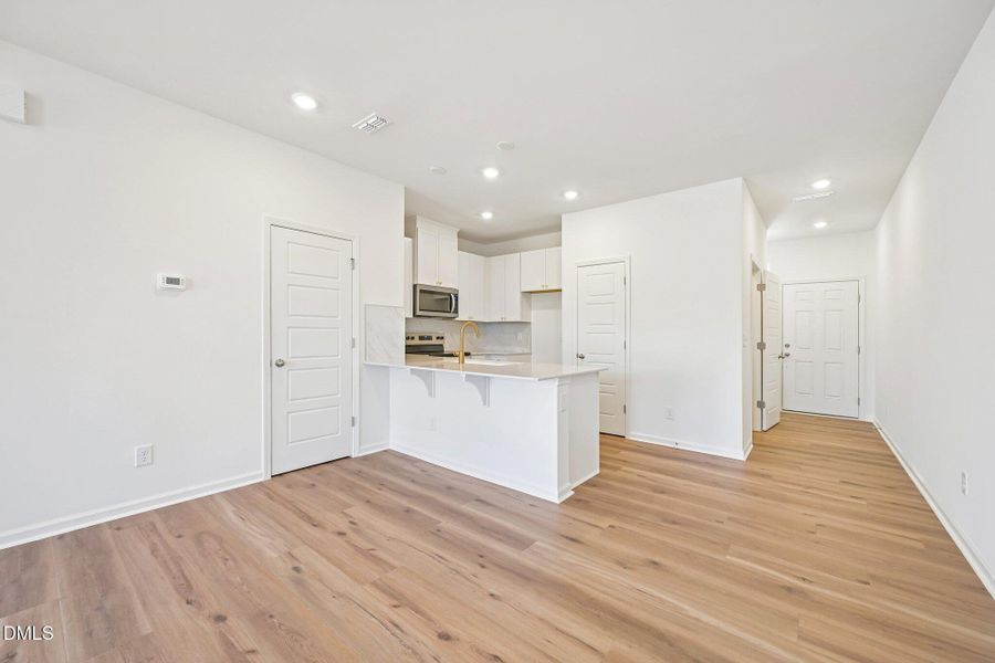 13-web-or-mls-Oakdale Dr-S2204-013 13-web-or-mls-Oakdale Dr-S2204-013