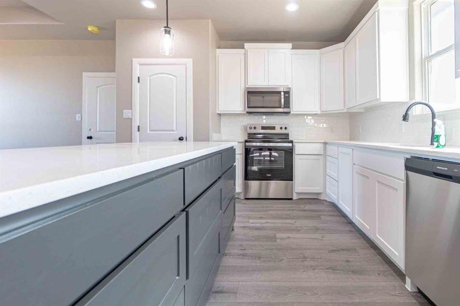 Furnished interior view inside a new home in , Granbury (Image 16). Furnished interior view inside a new home in , Granbury (Image 16).