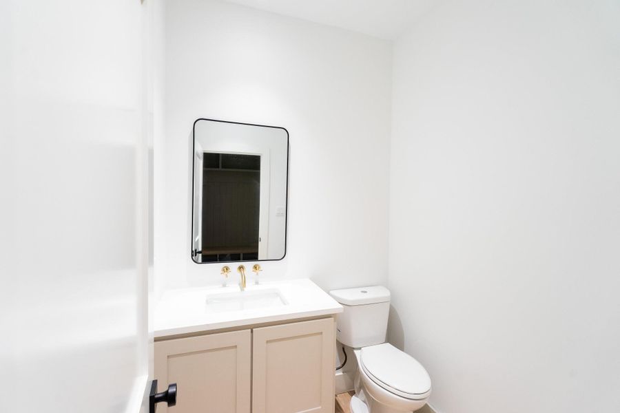 Furnished interior view inside a new home in , Pasadena (Image 8).