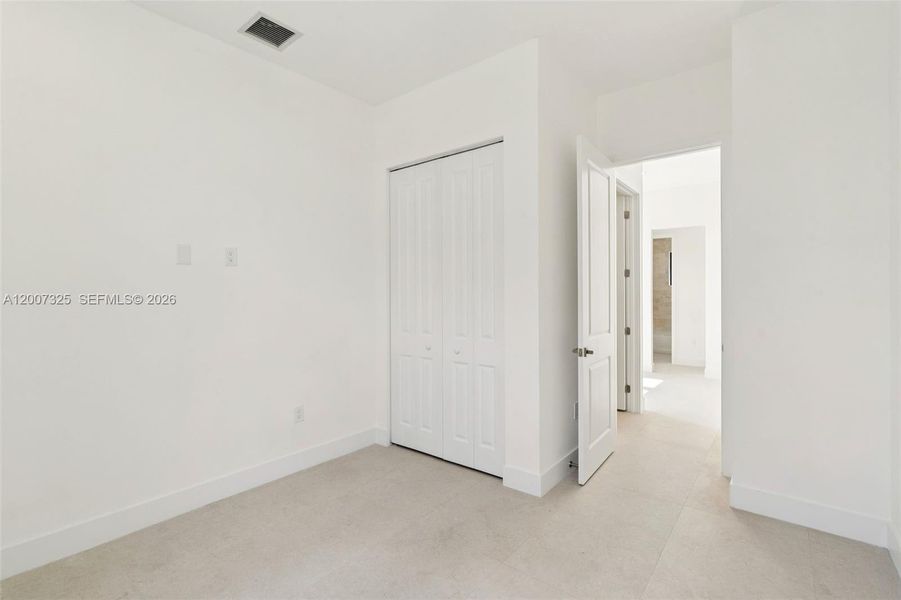 Spacious, unfurnished interior of a new home in , Fort Lauderdale (Image 45). Spacious, unfurnished interior of a new home in , Fort Lauderdale (Image 45).