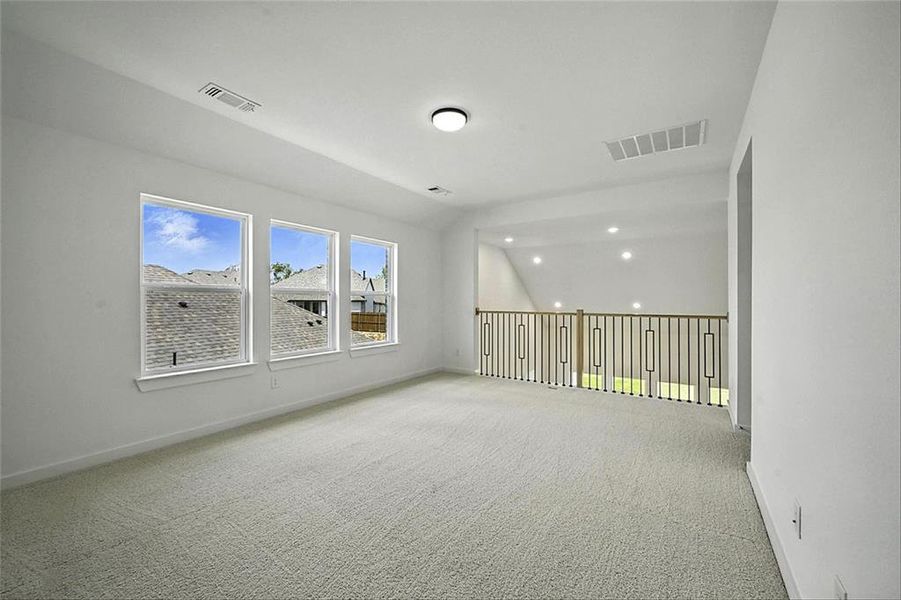 509RedBarnDrCAMBC019 509RedBarnDrCAMBC019