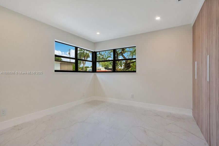 Spacious, unfurnished interior of a new home in , Fort Lauderdale (Image 19). Spacious, unfurnished interior of a new home in , Fort Lauderdale (Image 19).