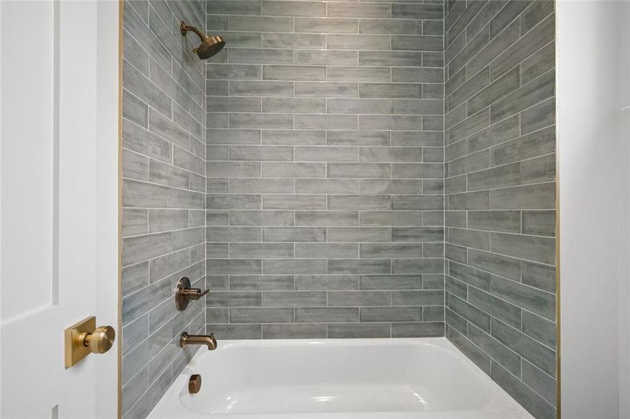 Close-up of interior finishes inside a home in , Bogart (Image 19).