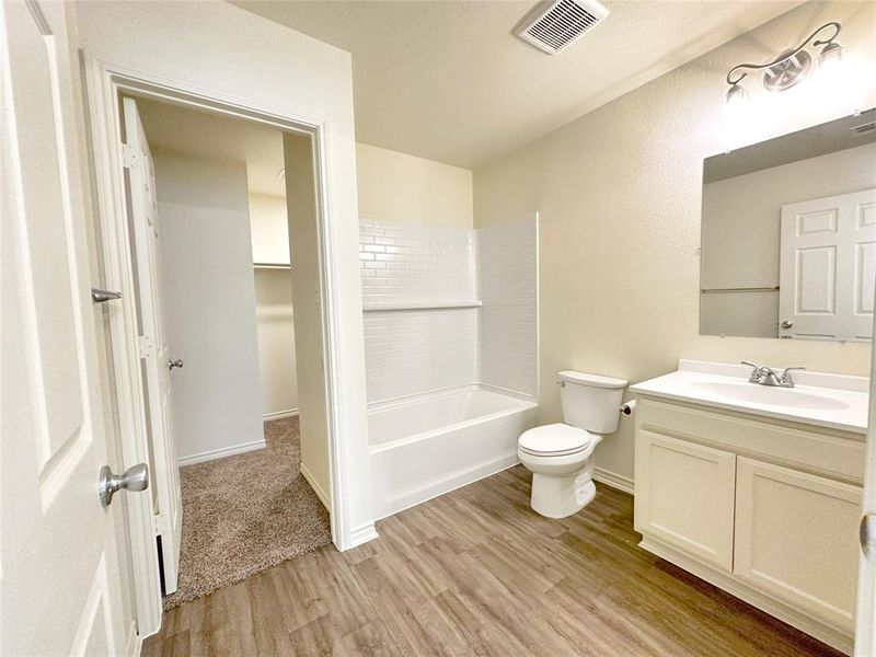 Image 19 of a home in . Image 19 of a home in .