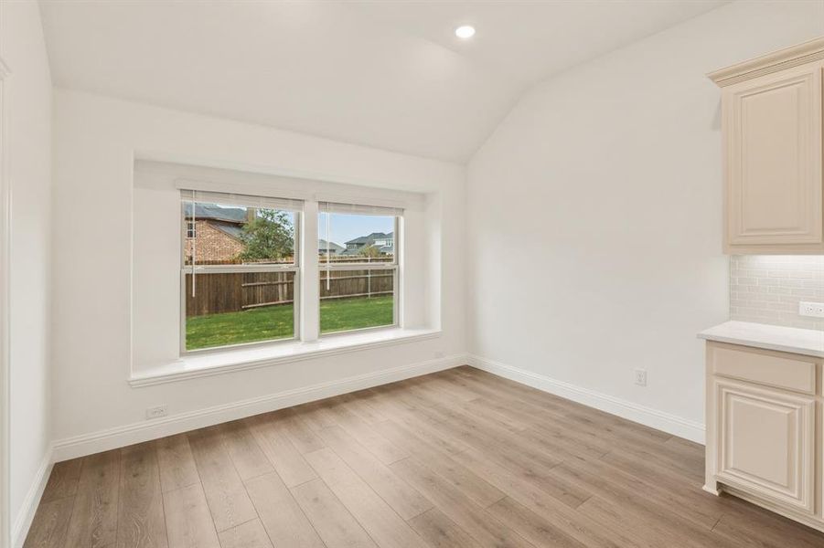 Spacious, unfurnished interior of a new home in Villages of Hurricane Creek, Anna (Image 23).