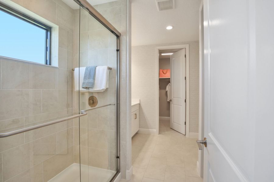 Representative furnished interior of a home built from the Honor by Neal Communities in Palm Grove, Bradenton (Image 18).