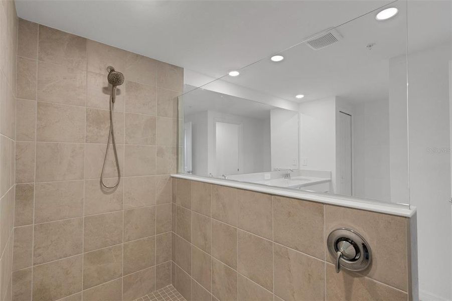 Close-up of interior finishes inside a home in , Bradenton (Image 12).