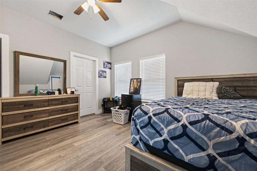 Furnished interior view inside a new home in , Conroe (Image 32). Furnished interior view inside a new home in , Conroe (Image 32).