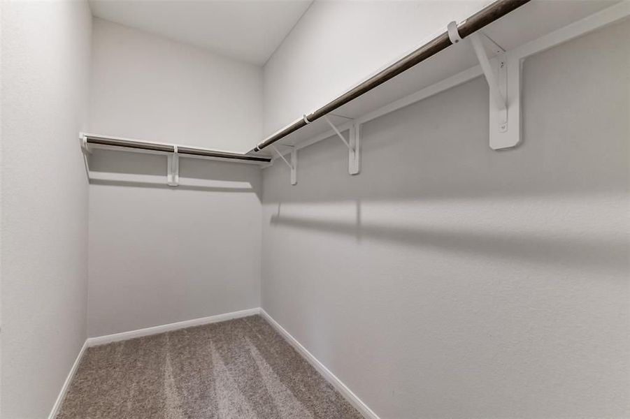 Spacious, unfurnished interior of a new home in Caney Creek Place, Conroe (Image 47).