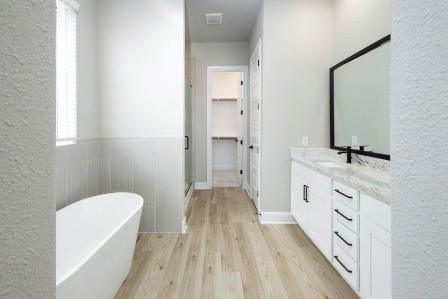 Furnished interior view inside a new home in , Iowa Colony (Image 7). Furnished interior view inside a new home in , Iowa Colony (Image 7).