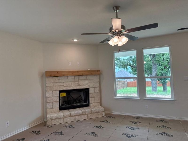 Image 8 of a home in Covenant Springs.