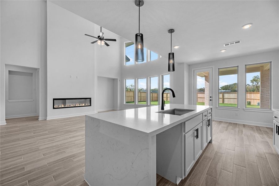 Furnished interior view inside a new home in Sienna, Missouri City (Image 10).