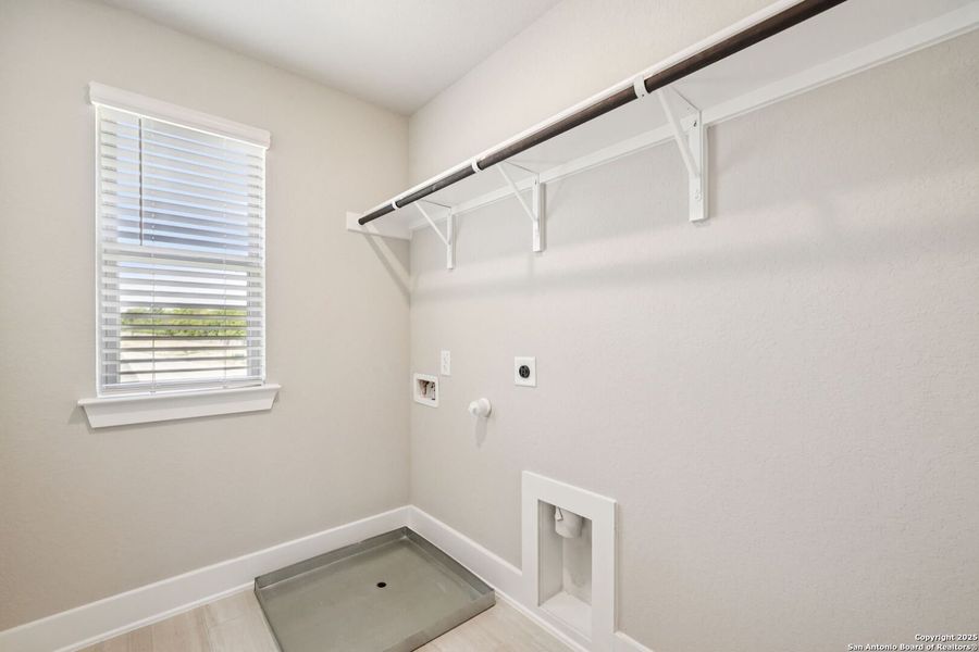 Image 37 of a home in Comanche Ridge. Image 37 of a home in Comanche Ridge.