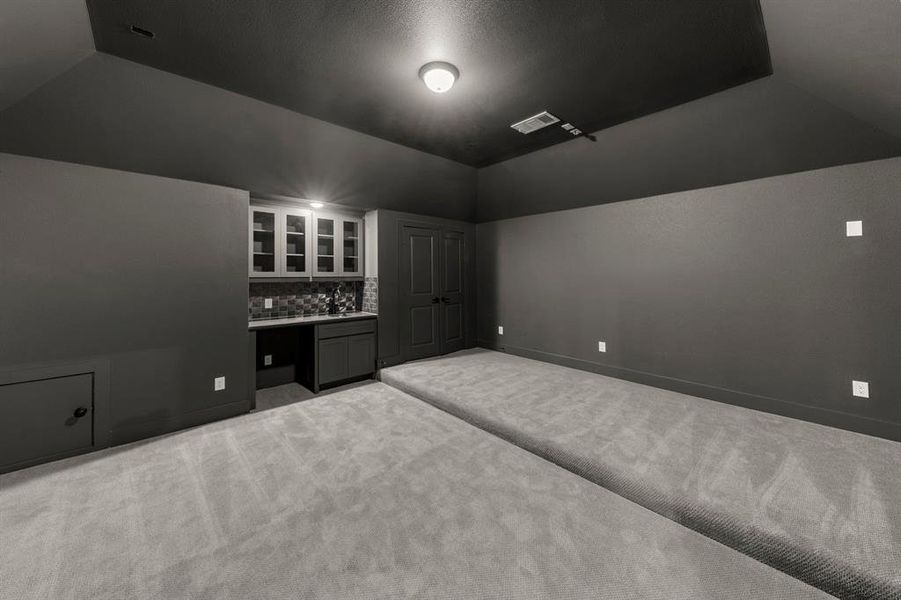 Spacious, unfurnished interior of a new home in Cambridge Estates - Harwood, Prosper (Image 29).