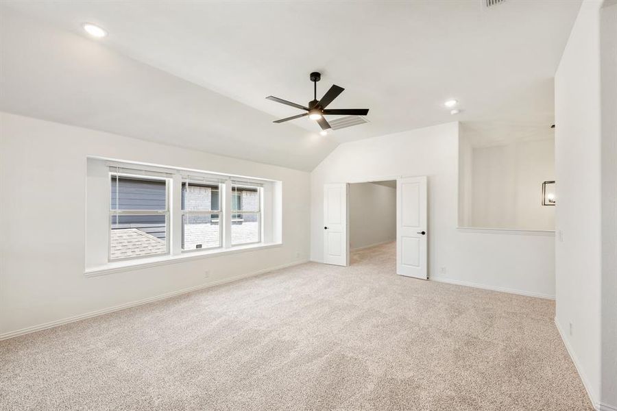 Spacious, unfurnished interior of a new home in Grand Heritage, Lavon (Image 28). Spacious, unfurnished interior of a new home in Grand Heritage, Lavon (Image 28).