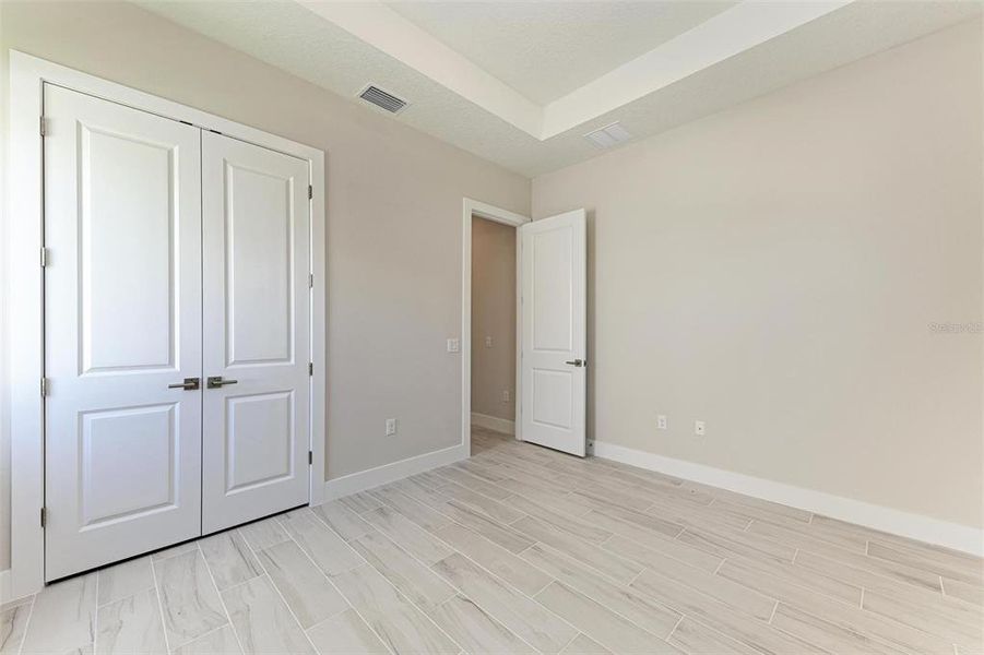 Spacious, unfurnished interior of a new home in Aqua Single Family Homes, Bradenton (Image 25).
