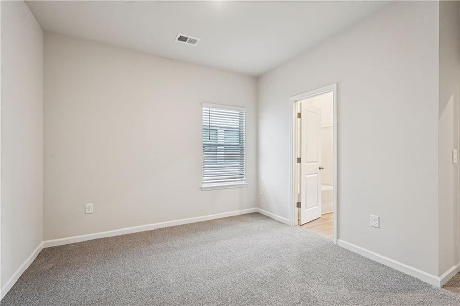 Spacious, unfurnished interior of a new home in Westmont Preserve, Powder Springs (Image 46). Spacious, unfurnished interior of a new home in Westmont Preserve, Powder Springs (Image 46).