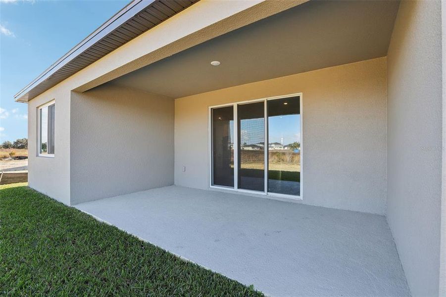 Exterior details and patio area of a home in Two Rivers - Signature Series, Zephyrhills (Image 31). Exterior details and patio area of a home in Two Rivers - Signature Series, Zephyrhills (Image 31).