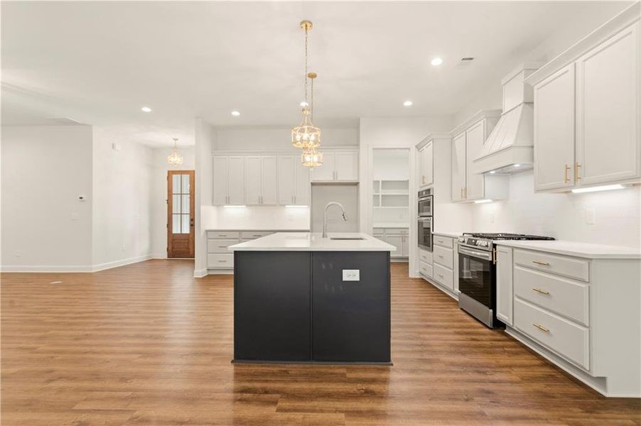 Furnished interior view inside a new home in , Carrollton (Image 7).