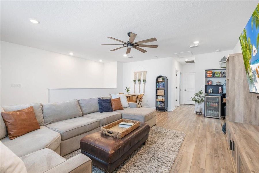 2nd floor loft
