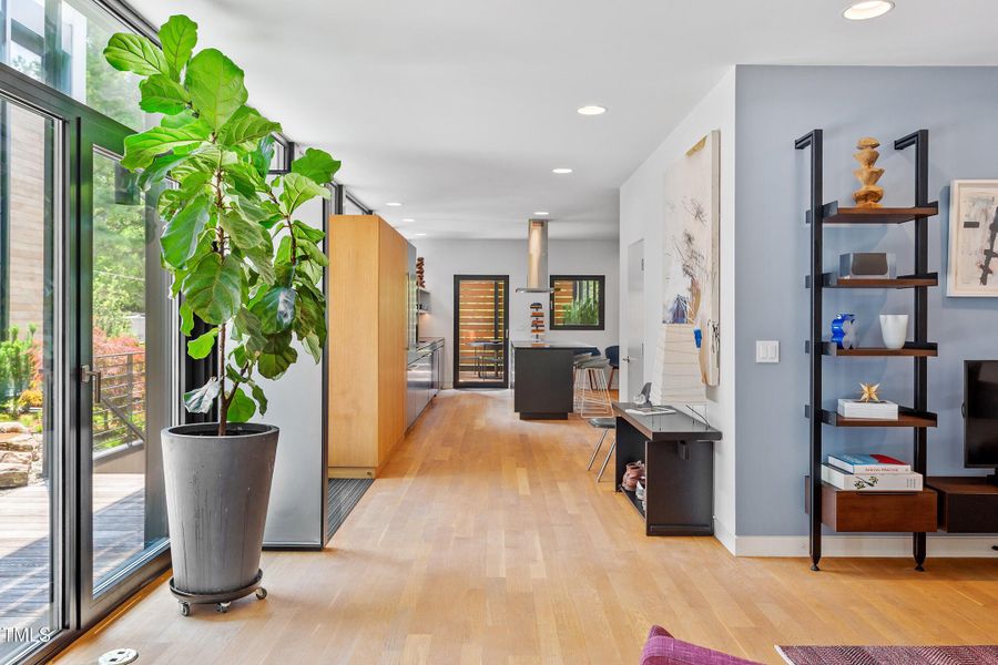 926 Tower St [2338155]_36