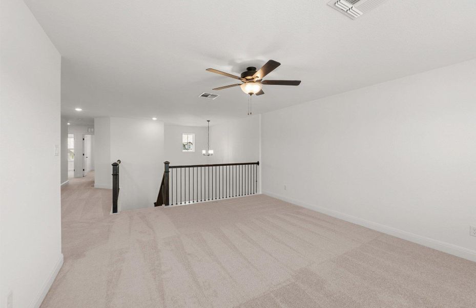 Spacious, unfurnished interior of a new home in Horizon Lake, Leander (Image 12).