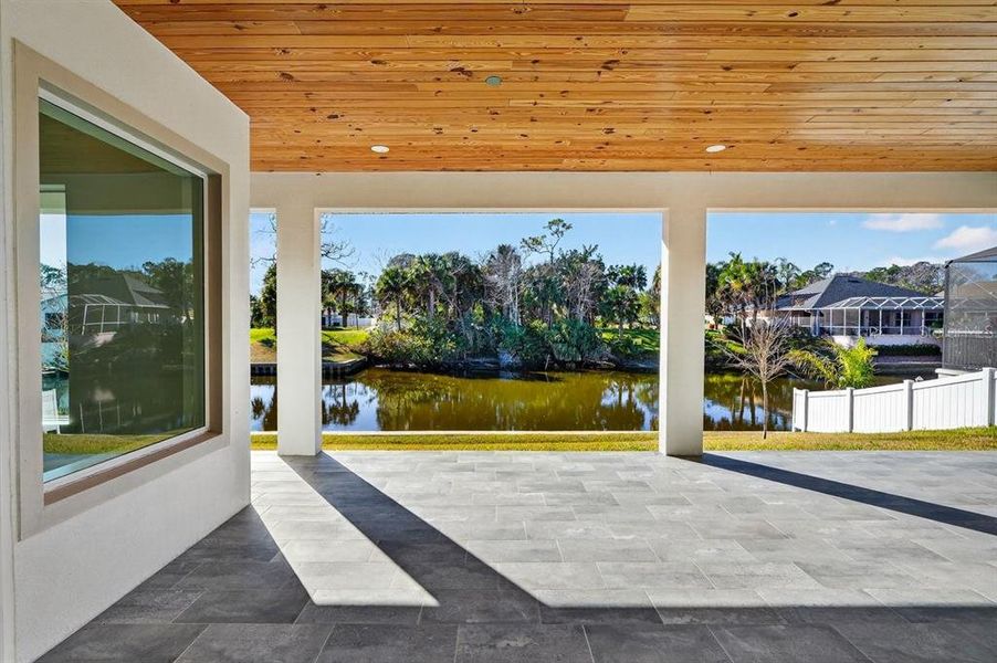 Exterior details and patio area of a home in , Palm Coast (Image 3).