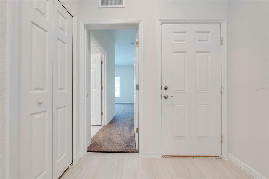 Spacious, unfurnished interior of a new home in , Kissimmee (Image 19).
