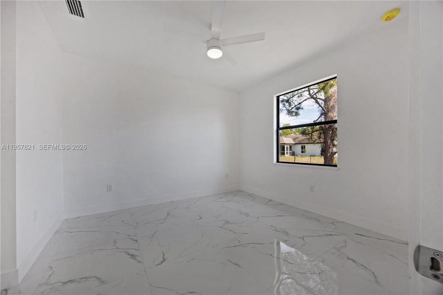 Spacious, unfurnished interior of a new home in , Lehigh Acres (Image 29).